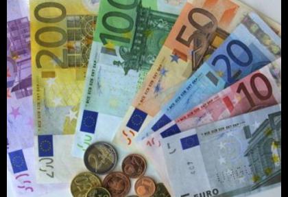 ECB öncesi euro düşüyor