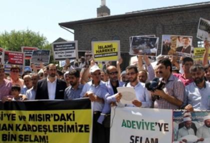 Diyarbakır halkı Mısır’daki darbecileri protesto etti