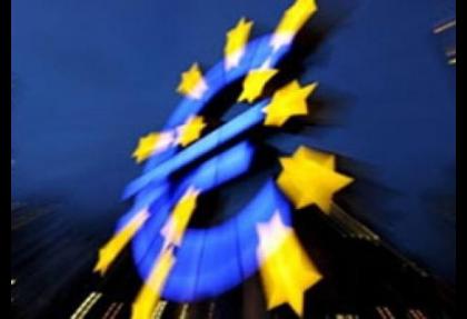 Euro Bölgesi’nde özel sektör büyümesi yavaşladı