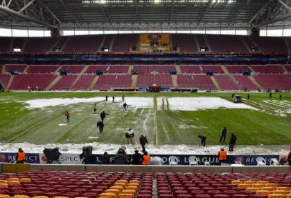 UEFA'dan Galatasaray'a tehdit gibi uyarı